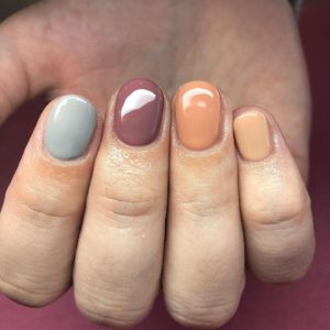 [UPDATED] 30+ Dazzling Round Nails Trends