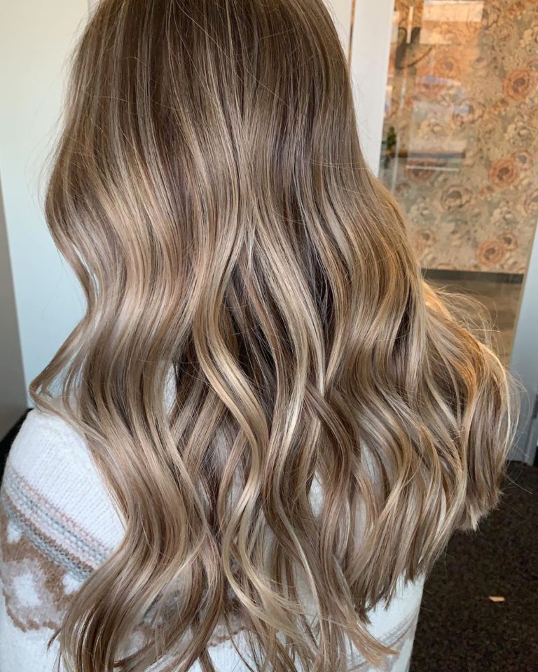 UPDATED: 40 Blonde Hair with Brown Lowlights Looks (August 2020)
