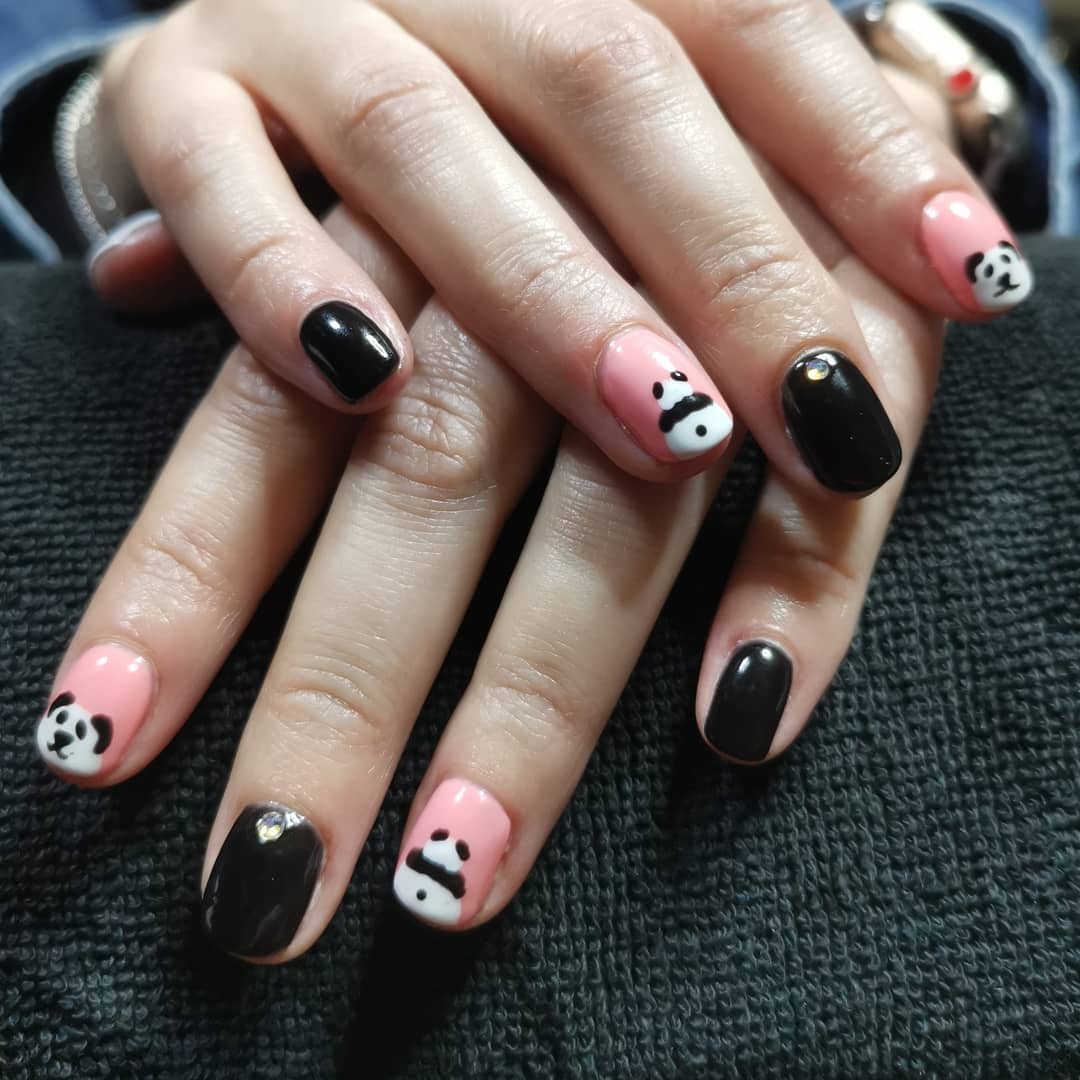 The Best Panda Nails