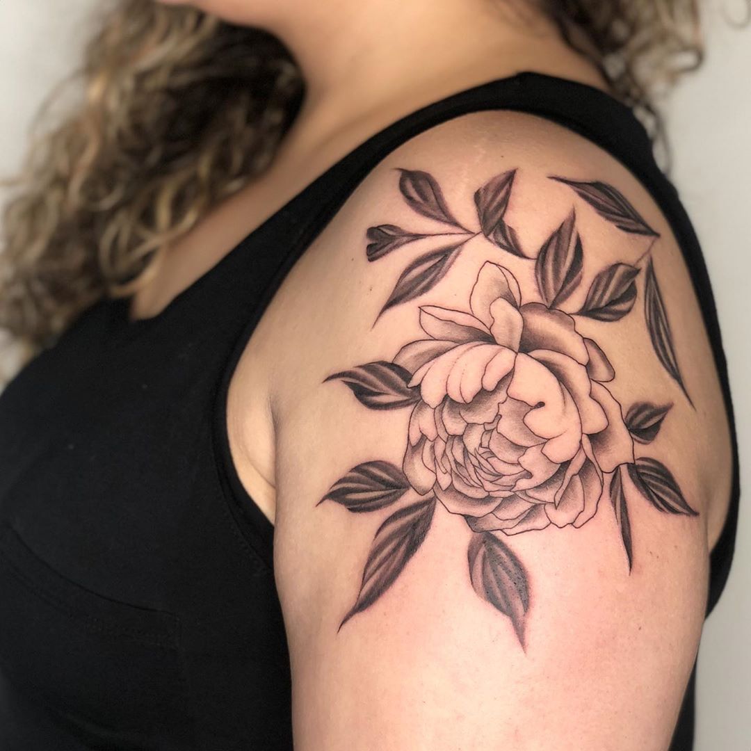 UPDATED: 65 Graceful Shoulder Tattoos for Women (August 2020)