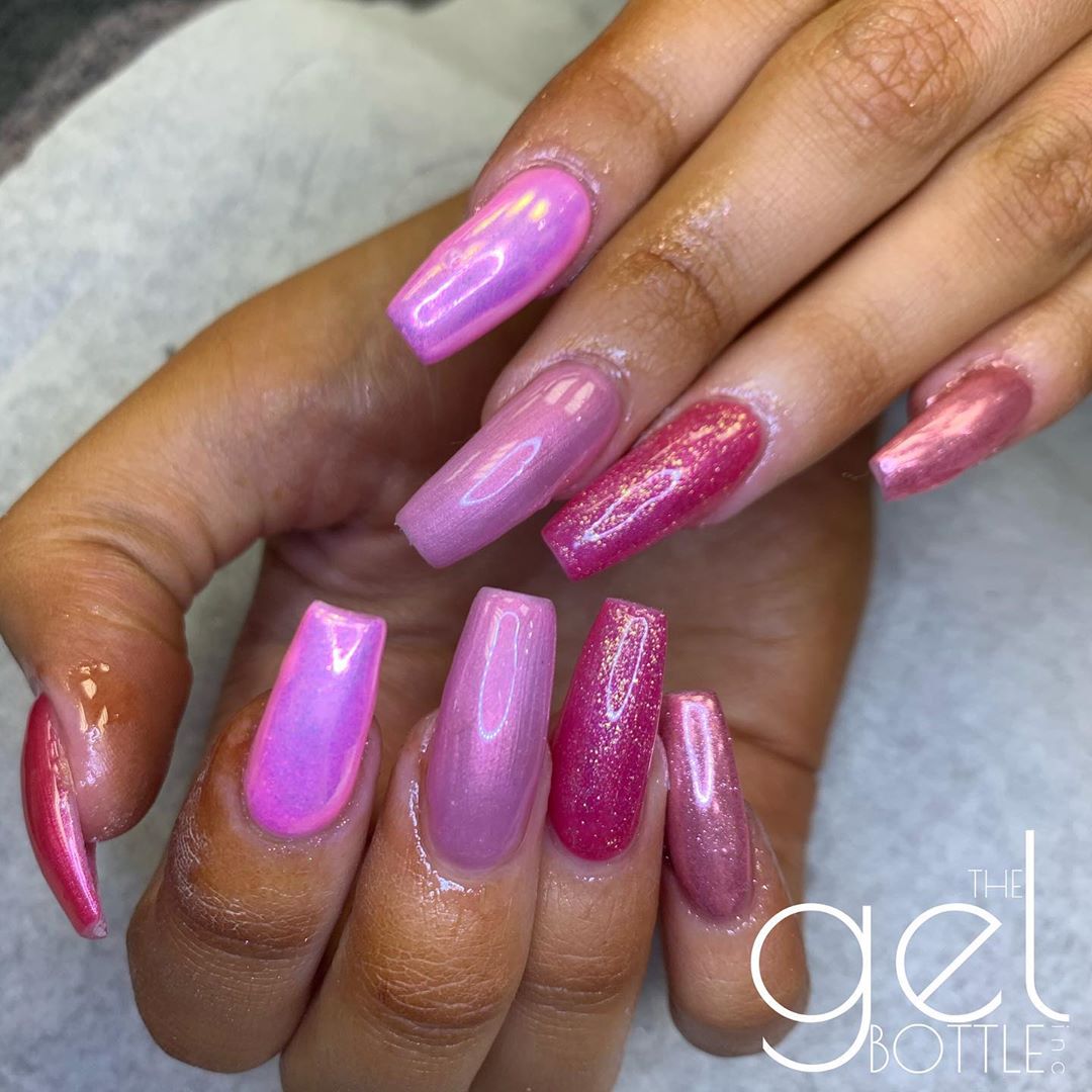 Purple and pink shades of chrome nails