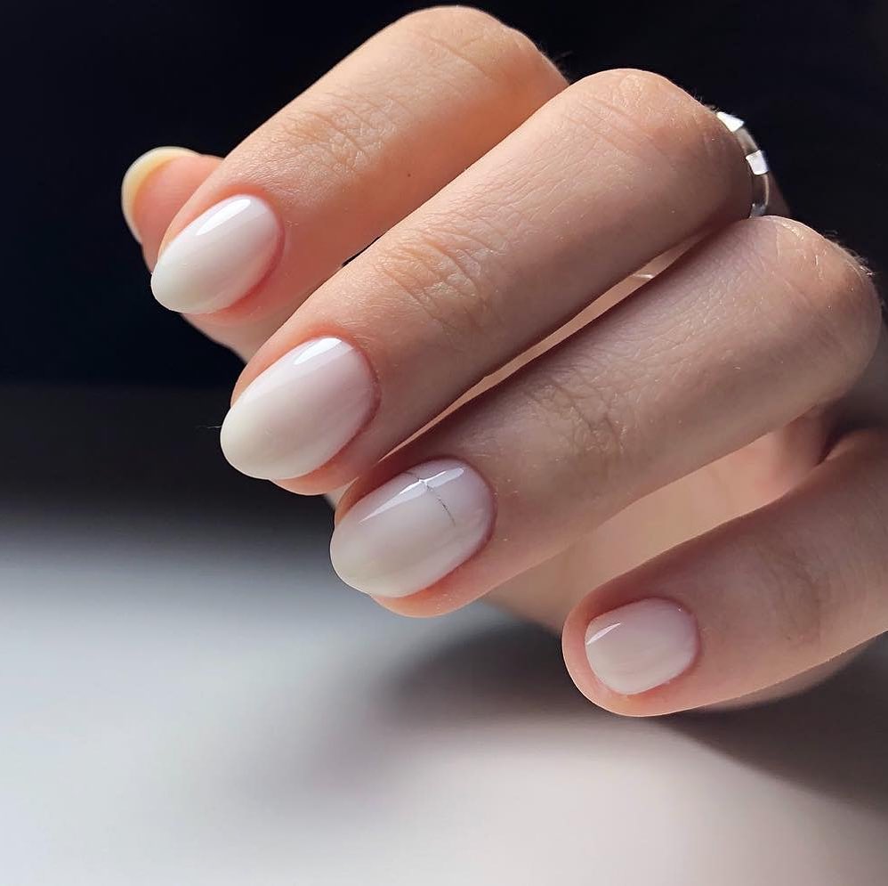 UPDATED: 35+ Minimalist Milky White Nails (September 2020)