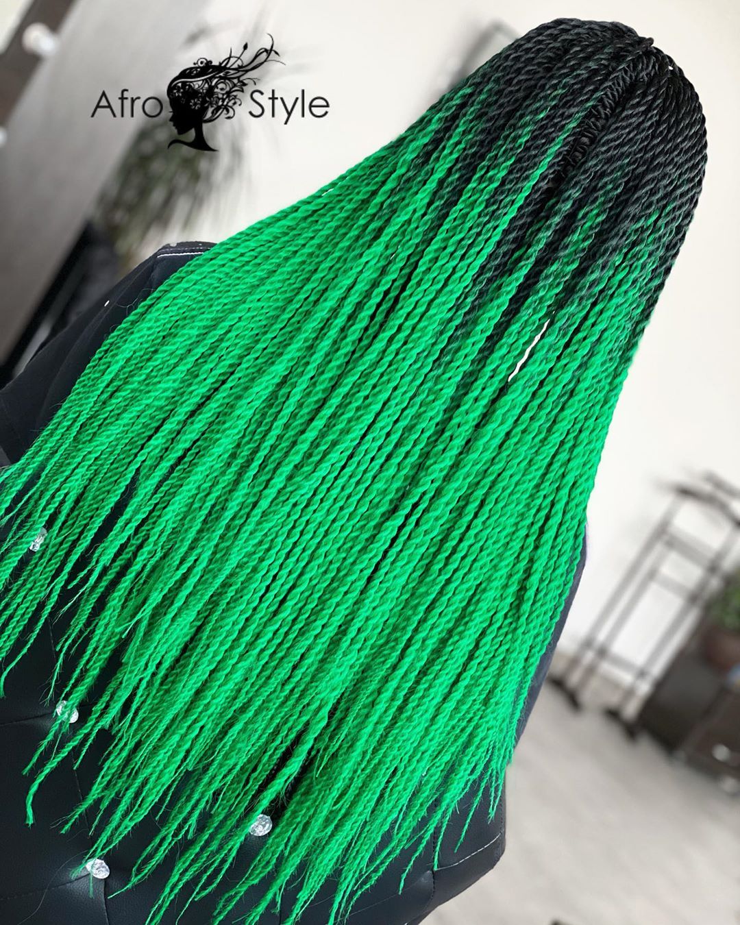 Bold green Image of Senegalese Twists